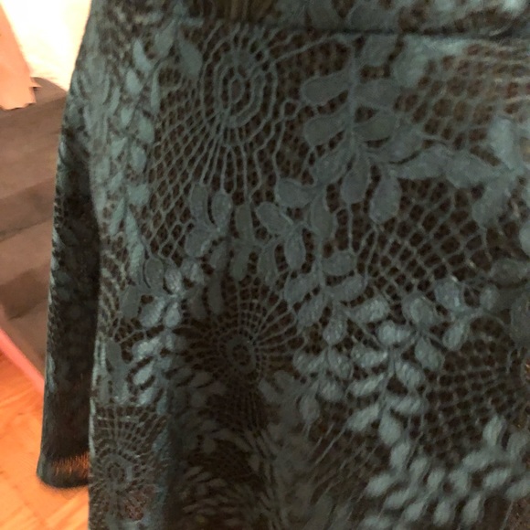 Beautiful A line dress - Picture 3 of 3